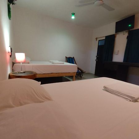 Alojamiento Ya'Ax Nah Playa del Carmen Ngoại thất bức ảnh