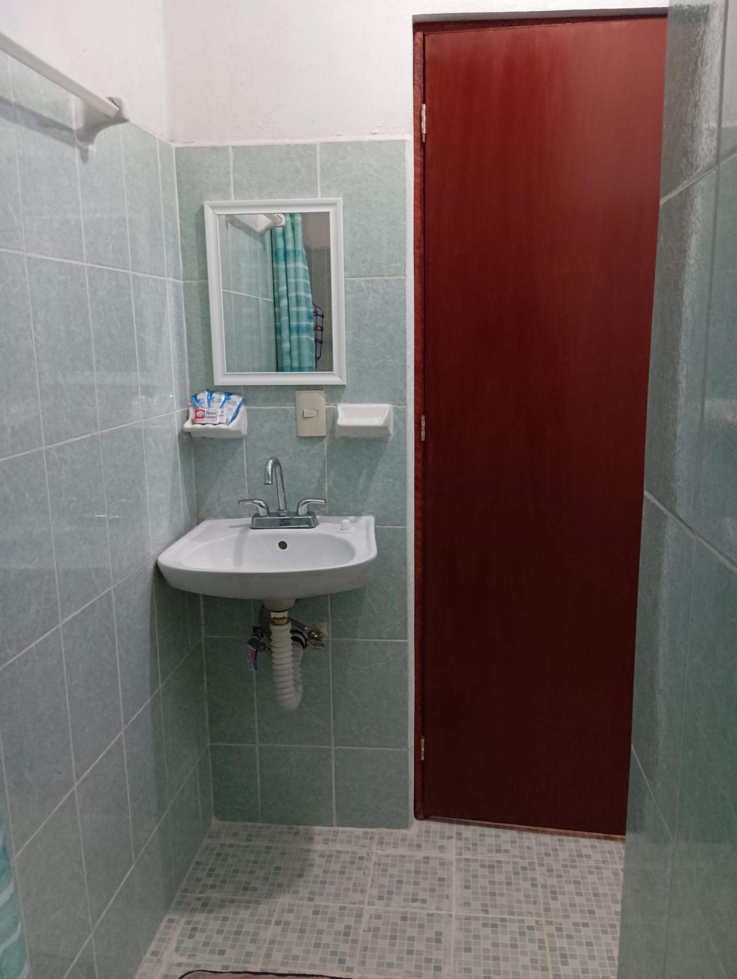 Alojamiento Ya'Ax Nah Playa del Carmen Phòng bức ảnh