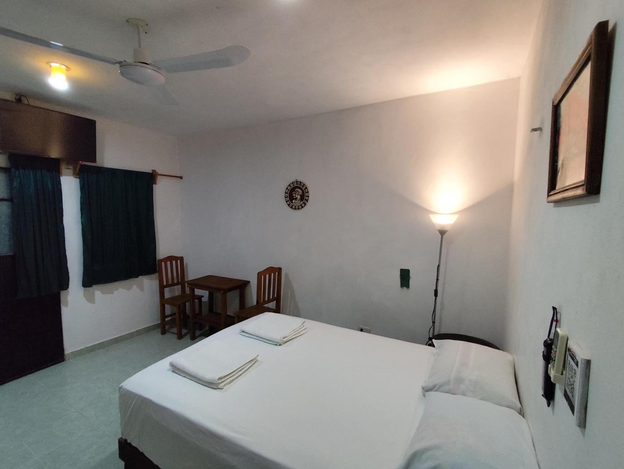 Alojamiento Ya'Ax Nah Playa del Carmen Ngoại thất bức ảnh