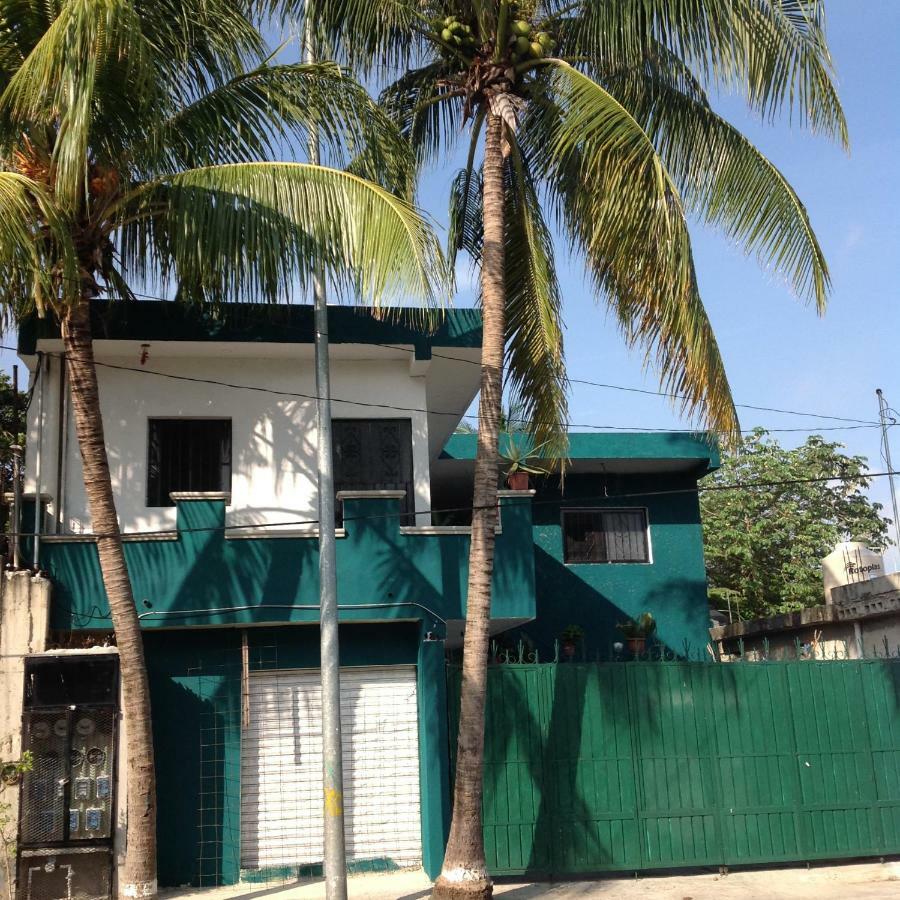 Alojamiento Ya'Ax Nah Playa del Carmen Ngoại thất bức ảnh